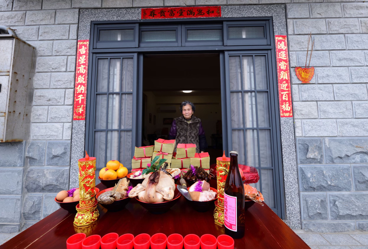 那一年,依媽在「分年」