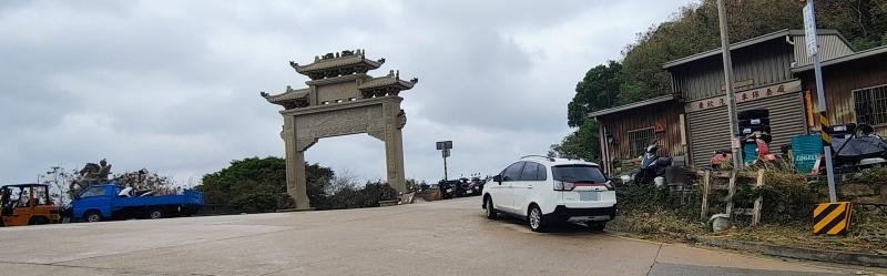 中沃口汽機車亂停