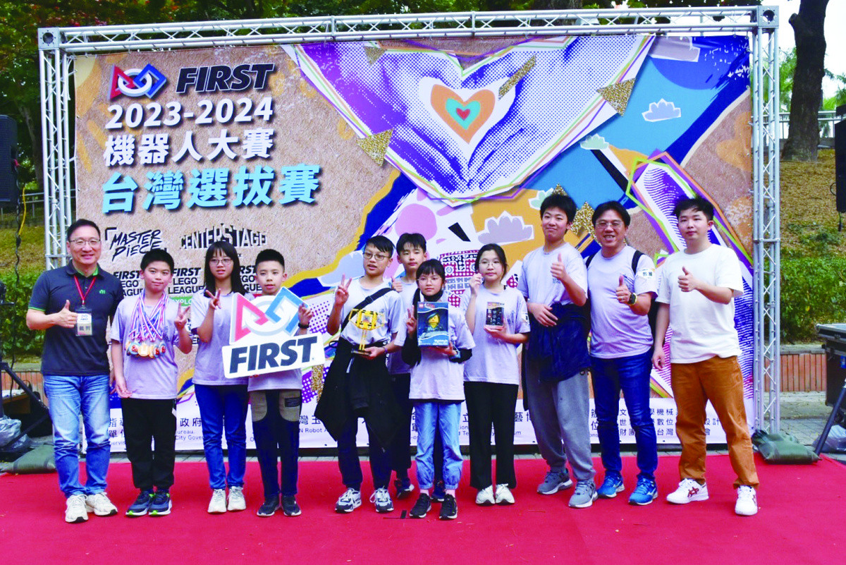 FIRST機器人大賽台灣選       2拔賽　中正國中小表現優異  照片