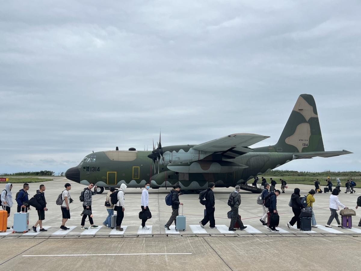 軍機作業啟動　今(30)執行4架次疏運