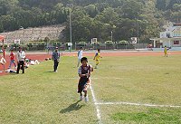 九十七年縣運會樂樂棒球補賽,跑壘員奮力衝刺。(圖/文:邱竟瑋)
