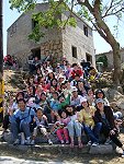 　歡度溫馨母親節，東莒國小邀請媽媽們與孩子一起親近大自然。（圖／文：林冰芳）
