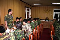 　主任陳將軍期勉各單位政戰幹部，強化本職學能及落實政戰各項工作，提升自己品德學養，妥善照顧防區官兵生活。（圖／文：林忠和）