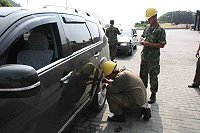 　馬防部車輛檢查　確維行車安全／（圖與文：林忠和）