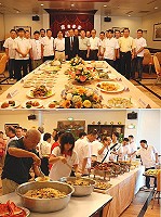 　福州聚春園集團昨與地區餐飲業者進行一場美食交流活動，共同端出二十道菜，讓活動現場頓時飄香，與會者更是大飽口福。（圖／文：劉秋月）