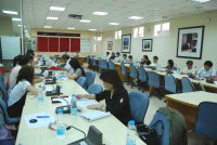 　縣府召開「九十八年度媽祖昇天祭協調第一次會議」，由縣長陳雪生親自主持，除祭祀大典活動外，今年的精采表演特別多，陳雪生也指示各單位全力配合，務求活動完美演出。（圖／文：劉秋月）