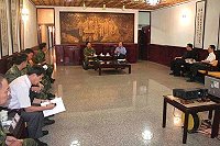 為瞭解馬祖地區國軍營地釋出進度,監察委員周陽山、李炳南及余騰芳日前與馬防部指揮官假勝利山莊進行國軍土地釋出意見交換。(圖/文:林忠和)。