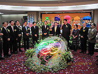 縣長陳雪生參加「2010臺北國際花卉博覽會」縣市交流合作簽約典禮,明年台北國際花博會馬祖不缺席,馬祖原生種花卉植物也將參與展出。(圖:連江縣政府提供)
