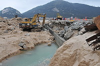 　北竿塘后道南面護堤工程開始動工，整個過程是與海爭地、與潮爭時。（圖／文：陳鵬雄）