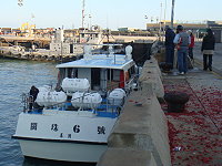 　順風號變身「閩珠六號」繼續服務莒光航線，新島際交通船何時完成，成為離島鄉親關注焦點。（圖／文：劉秋月）