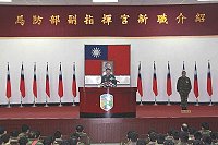 　馬防部指揮官羅中將表示，在新任防衛部副指揮官朱祖和將軍豐富學養及卓越經驗領導下，往後必能繼續帶領大家創造更優異的績效。（圖╱文：林忠和）