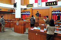 　縣議會三月一日上午九時舉辦第五屆議員宣誓就職典禮暨新任議長、副議長選舉，昨特別舉行流程預演，也歡迎民眾踴躍前往觀禮。（圖／文：曹重偉）