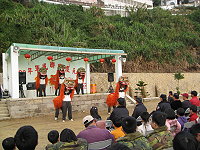 莒光慶祝九十九年元宵節,舉辦軍民聯歡園遊會。(圖/文:陳樂團)