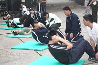 馬防部軍官連體能訓練　圖與文：張力天