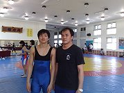 馬祖角力表現絕佳!選手劉詩書在教練林信宏陪同下,參加「2010亞洲盃成人角力錦標賽」國家代表隊決選,取得希羅式第一量級國手資格。(圖:教育局提供)