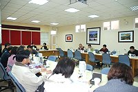 離島建設基金民國一百年提案重點方向會議,縣長楊綏生邀各局室討論。(圖/文:邱竟瑋)