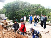 　東引鄉民代表會進行鄉政考察，關心地方基礎建設品質與景觀維護。　（圖／文：陳其敏）