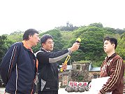 國家通訊傳播委員會來馬測試共構基地台,津沙台的電磁波功率符合國家標準。(圖/文:邱竟瑋)