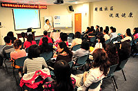 　「親職研習講座—瞭解兒童的氣質與因材施教」邀請心理師謝家智蒞馬指導，讓家長及教師了解兒童天生氣質的特性，學習技巧以協助兒童獲得良好的成長。（圖／文：曹重偉）