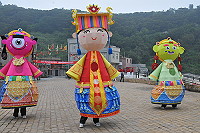 　芹壁天后宮金媽祖北竿遶境，全島軍民歡樂沸騰最高點。（圖／文：陳鵬雄）