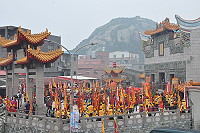 　芹壁天后宮金媽祖北竿遶境，全島軍民歡樂沸騰最高點。（圖／文：陳鵬雄）