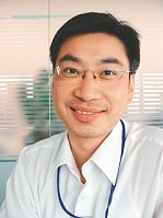 　「六年二班」的陳君武成為臺北縣最年輕校長。（圖：聯合新聞網）