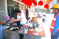山隴公園旁的這家早餐店香椿餅、豬肉鹹粥受到一些顧客歡迎,未來還打算進軍宵夜快炒。(圖/文:邱竟瑋)