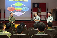 　馬防部辦理軍法教育座談，北部地方軍事法院院長廖上校介紹「軍法為軍」的概念。（圖／文：張力天）