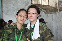 田正玉、田薇君是對感情融洽的姐妹花,在媽媽的鼓勵下,報名了此次的馬祖暑期戰鬥營。(圖/文:張熒奇)