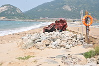 　后澳前港海堤預定要投放250個消波塊進行保護。（圖／文：陳鵬雄）