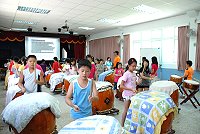 　仁愛國小一連三天舉辦「打造運動島－鑼鼓喧天推廣營」活動，小朋友從生手變成鼓手，學鼓對小朋友學習幫助很多，下次有機會千萬別錯過。（圖／文：劉秋月）
