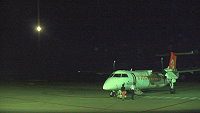 　立榮航空公司八月廿四日晚間完成南竿機場夜間起飛試航，民航局可望開放南竿機場於終昏後准許航機起飛，讓機場緊急應變稍具彈性。（圖／文：劉秋月）
