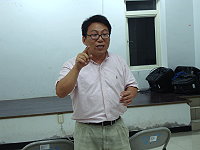 　陳財能舉辦土地問題說明會，針對原因、辦法以及組成自救會三方面仔細分析。（圖／文：林冰芳）