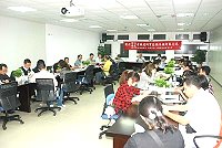 2010年大陸「浙江─福建─馬祖旅遊圈」推廣計畫座談會昨天展開,來自閩、浙的三十三位高階旅遊業人員齊聚建設局,點出馬祖觀光發展的兩大問題─行銷和旅客容量。(圖/文:邱竟瑋)