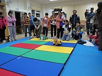 東引鄉99年度寶寶爬行比賽、抓週活動。(圖:東引鄉公所提供)