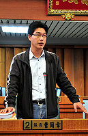 　議員曹爾章進行質詢。（圖／文：曹重偉）