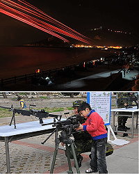 北高地區指揮部所舉辦的全民國防教育知性之旅及萬平操演實彈射擊活動。(圖/文:陳鵬雄)
