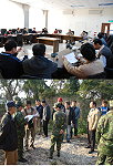 介壽村牛角嶺基地台共構站再現生機!在立委曹爾忠的居中協調下,交通局昨召開會議並偕同NCC官員、各家電信業者與馬祖軍方,前往牛背嶺進行現地會勘,此共構台若建置完成,介壽村內所有基地台均可拆除。(圖/文:劉秋月)