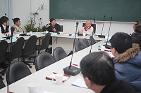 　交通部昨召開「審查購建新島際交通船之研究規劃及初步設計成果報告書與督導購建新臺馬輪計畫推動進度」會議，縣長楊綏生率交通局提報說明。（圖：連江縣政府提供）