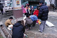 　建國百年留下永恆記憶！仁愛國小昨天舉行建國百年種值百棵豆梨活動，所有師生都種下屬於自己的豆梨種子，未來都將成為仁愛國小的一百年記憶。（圖／文：劉秋月）