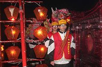 繞境結束後，士官兵護送神轎返回白馬尊王廟。（圖／文：林仁熙）