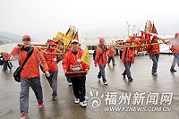 　今年清明節期間經兩馬航線進香祭祖團隊赴大陸進香。（圖：福州新聞網）