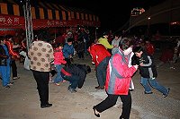 全村一起來熱鬧!(圖與文:張登傑、陳樂團)
