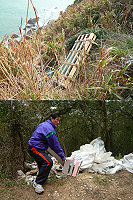 為遏止營建廢棄物亂倒歪風,環保局會同警察局等單位共同前往民眾投訴的廢棄地點稽查,果然發現為數不小的營建混合物及廢棄建材。(圖/文:曹重偉)