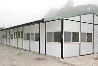 因應南竿鄉獅子市場改建,南竿鄉公所財經課說,組合屋最快一個月內完成,滿足攤商臨時營業的需求。(圖/文:邱竟瑋)