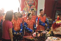 山隴境白馬尊王廟千秋壽誕祭祀大典昨天舉行,地區府會首長、指揮官親臨主祭。(圖/文:邱竟瑋)