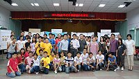 　教育局昨天舉行連江縣100年度各級學校科學展覽競賽，由中正國中小囊括國中組及國小組第一名，並由評審選出五個作品代表本縣參加全國科展。（圖／文：劉秋月）