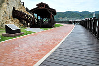 　南竿福清步道已成為地區重要景點，環保局近日除加強該處清理工作之外，也特別呼籲民眾、釣客發揮公德心，留給其他人乾淨的環境。（圖／文：曹重偉）