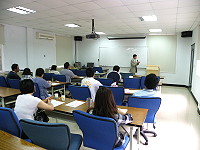 薦任人員核心職能研習班連江縣場次開訓,邀國立台北教育大學研究所教授莊淇銘主講。(圖:縣府人事室提供)