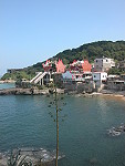 　以廟宇眾多聞名的橋仔漁村，近年由傳統漁業轉型發展觀光，甚至出現人口回流現象。（圖／文：陳鵬雄）